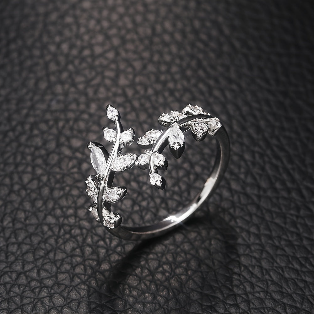 Timeless Ring with Gold-tone