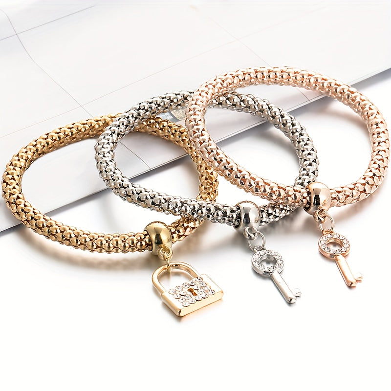 Vintage 3-Piece Necklace & Bracelet Set with Gold-tone