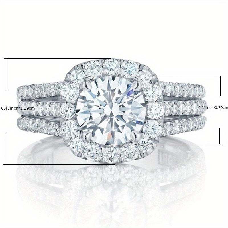 Evening Ring with Gold-tone