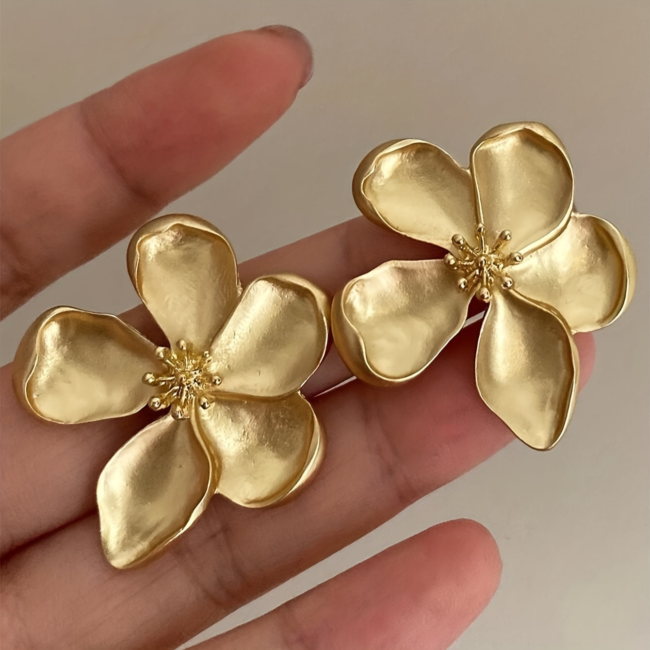 Vintage Earrings with Gold-tone