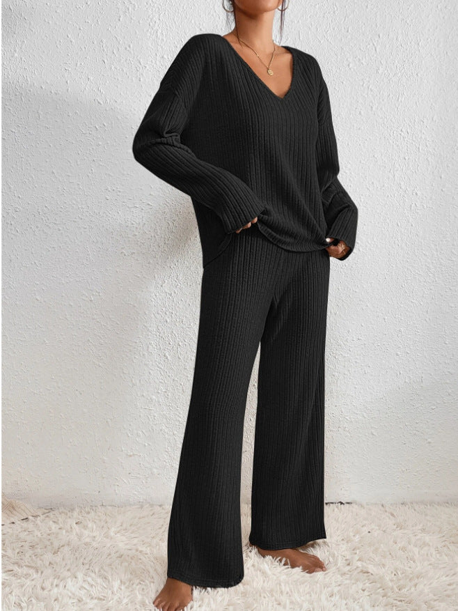 COMFORTABLE 2-PIECE SET