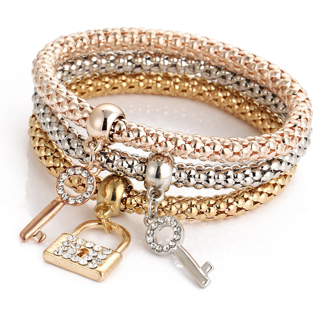 Vintage 3-Piece Necklace & Bracelet Set with Gold-tone