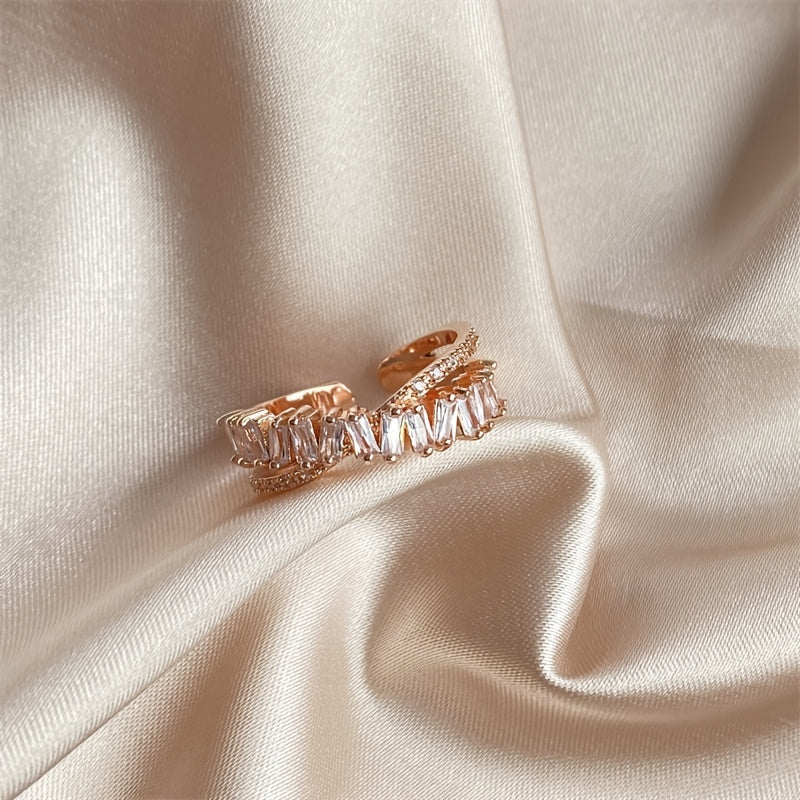 Modern Ring with Gold-tone