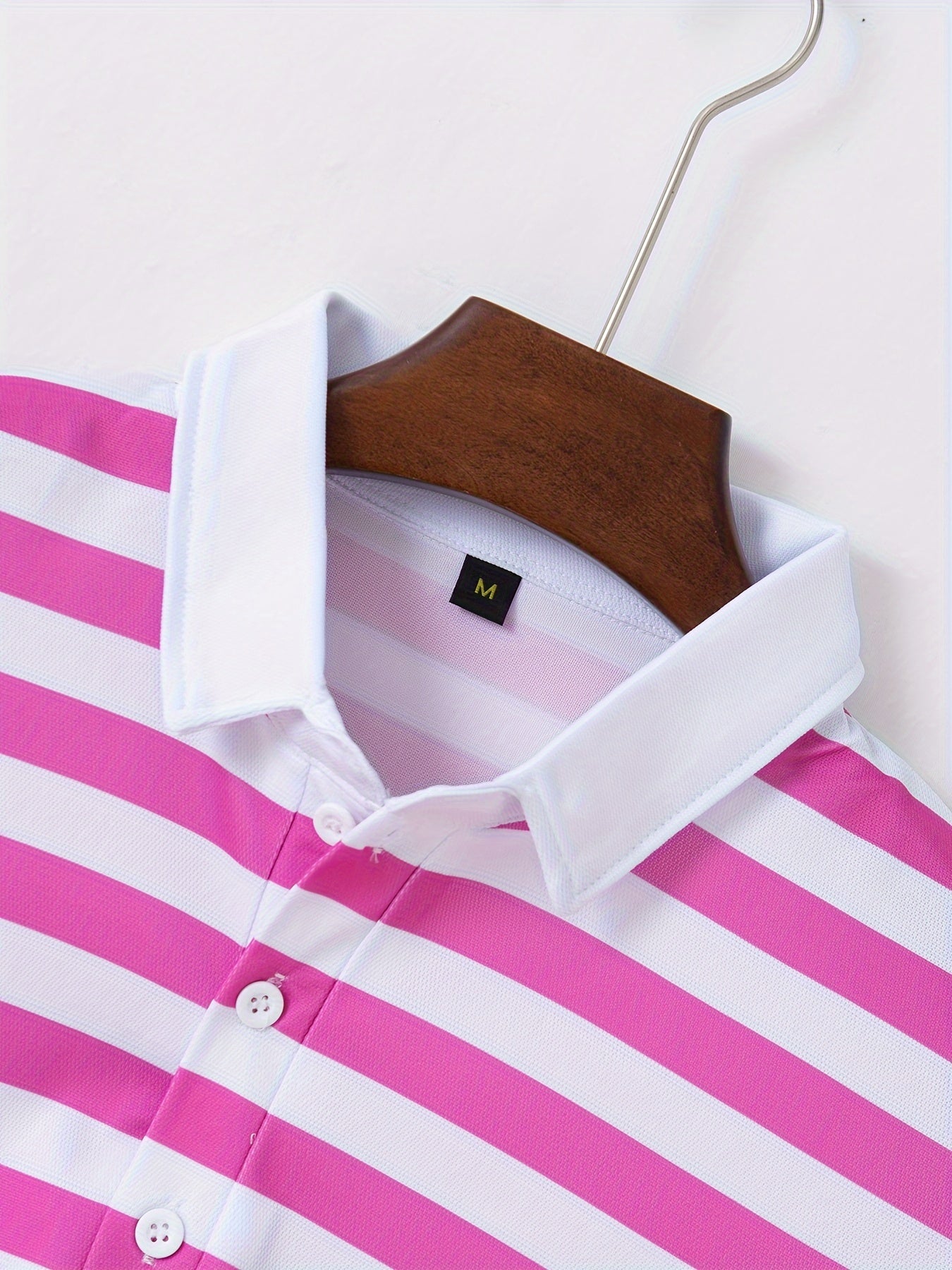 Men'S Short-Sleeve Polo Shirt with Print Stripes for Casual Summer Wear.
