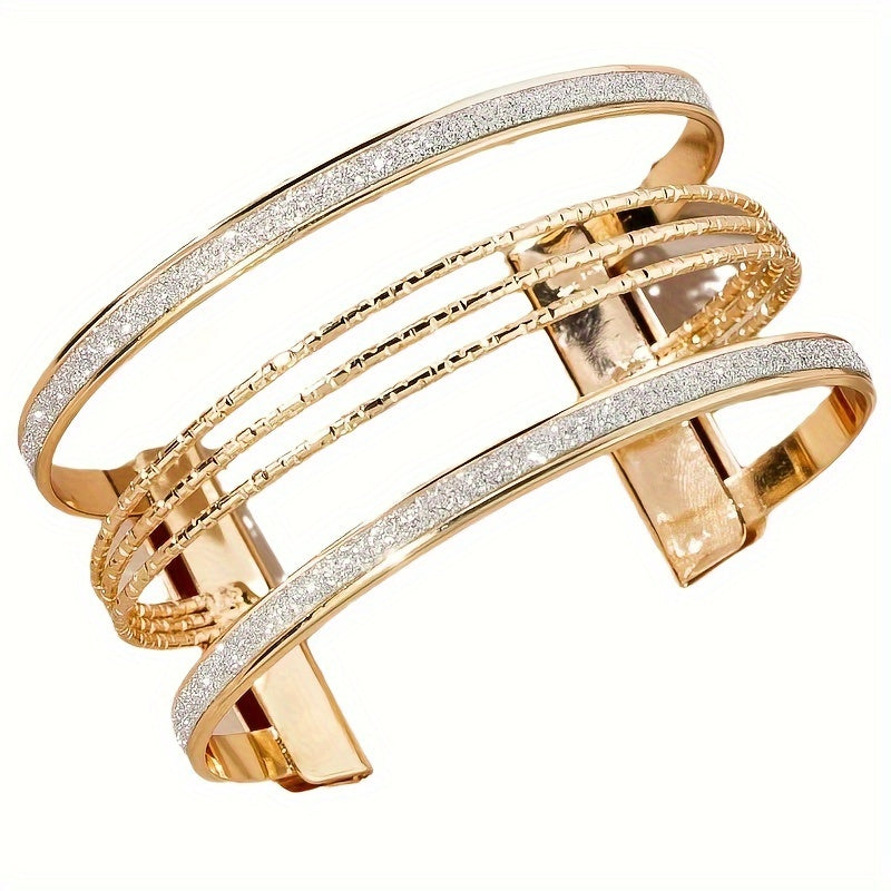 Modern Bracelet with Polished finish