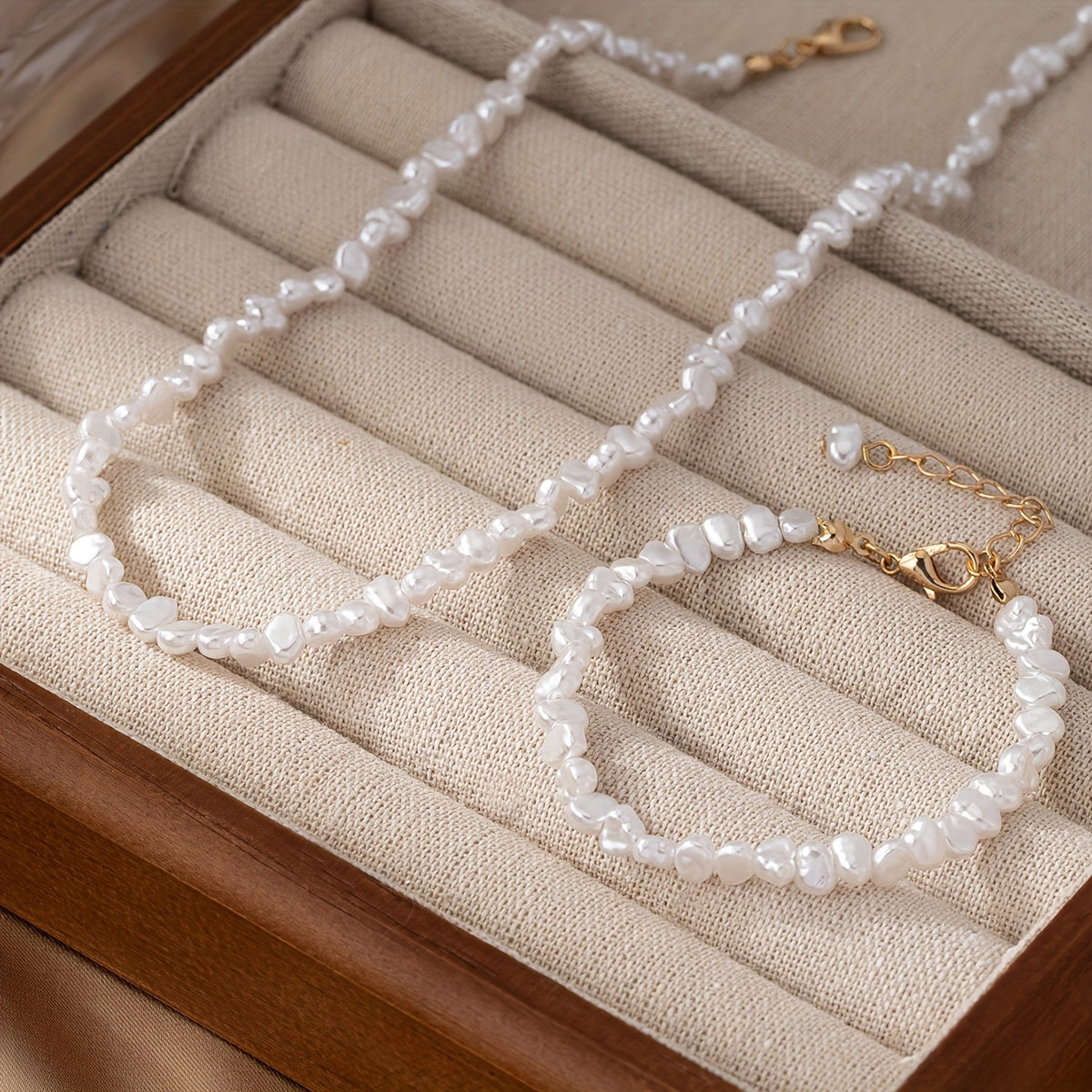 Vintage Necklace with Pearl-inspired
