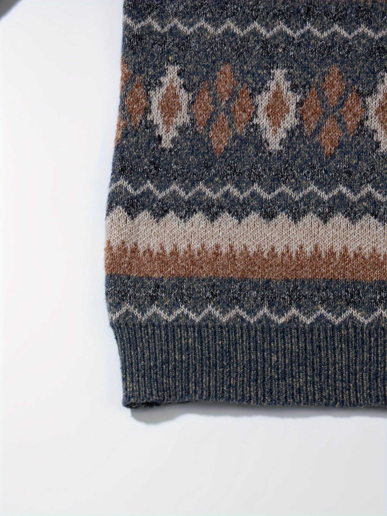 Men's Casual Color-Block Geometric Knit Sweater - Loose Fit Ribbed Detail Pullover, Machine Washable Autumn Winter Warm Crewneck Sweater for Casual Attire, Knitted Sweater, Durable Winter Wear