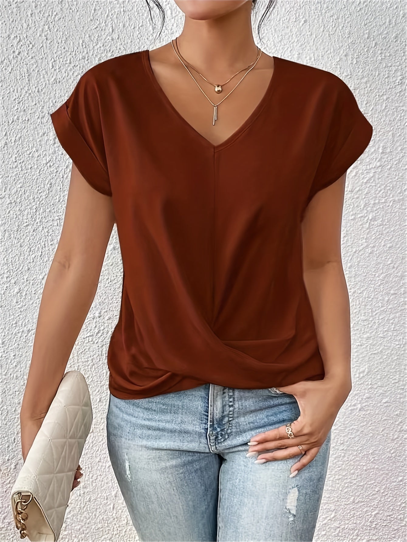 CASUAL V-NECK T-SHIRT