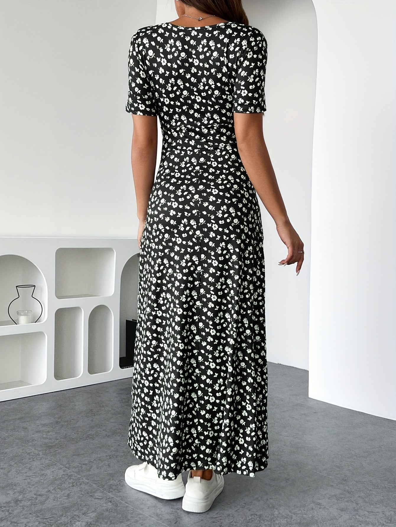 Elegant Midi Dress