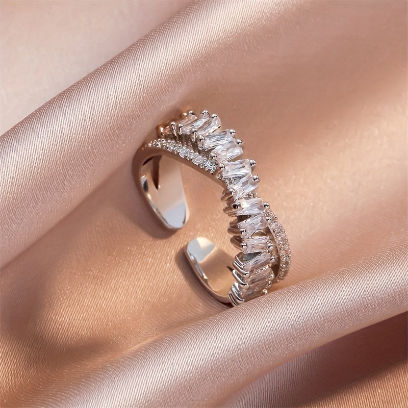 Modern Ring with Gold-tone