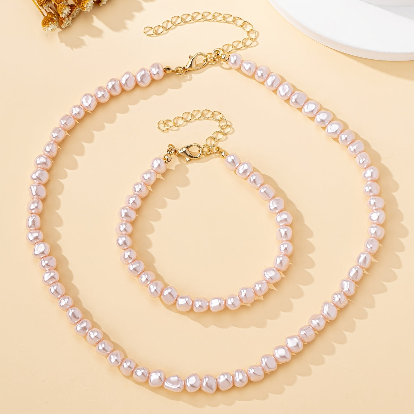 Vintage Necklace with Pearl-inspired