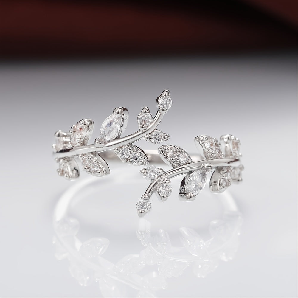 Timeless Ring with Gold-tone
