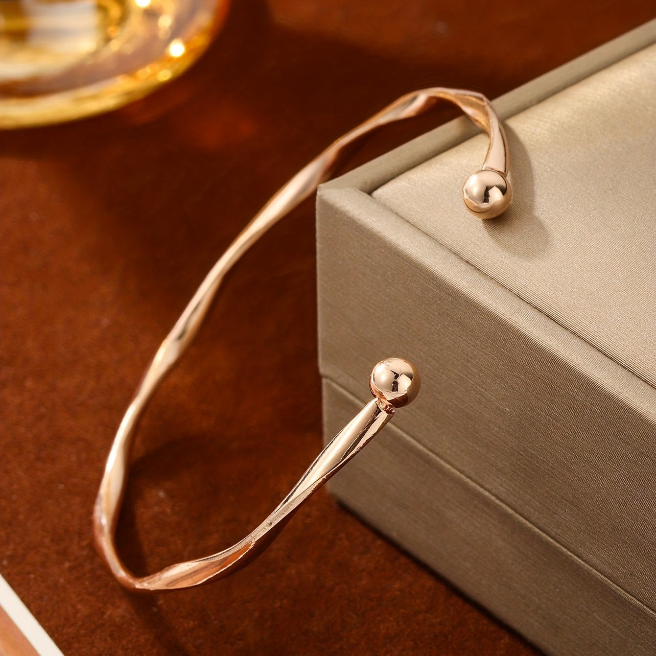 Modern 1-Piece Bracelet Set with Gold-tone