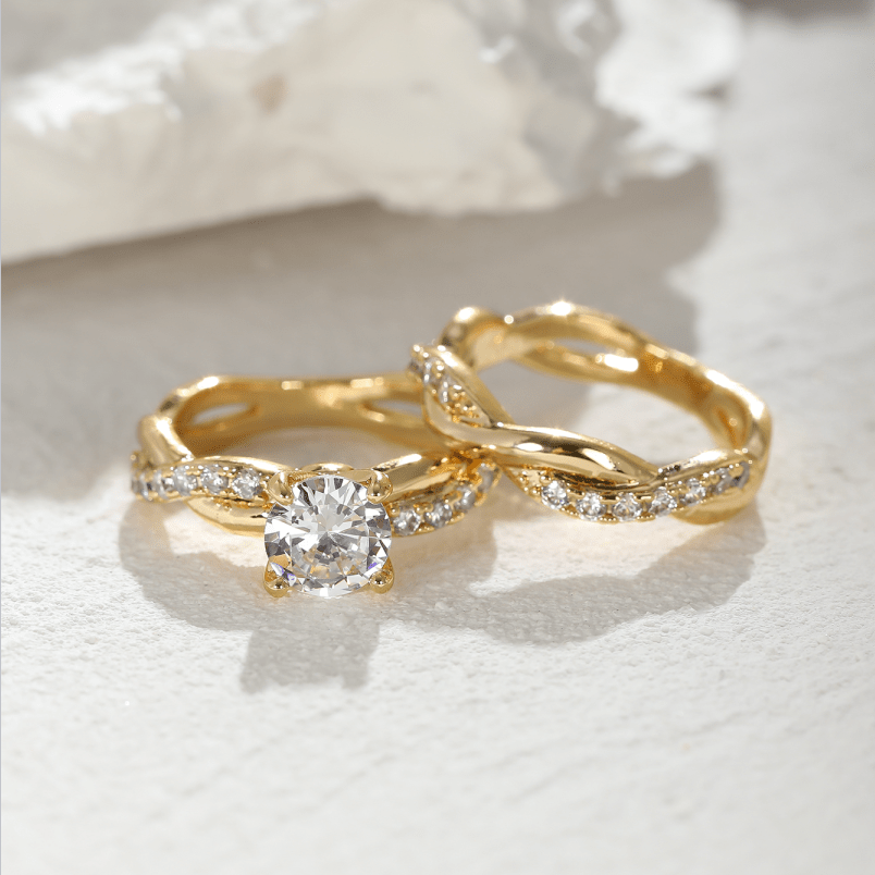 Vintage Ring with Gold-tone