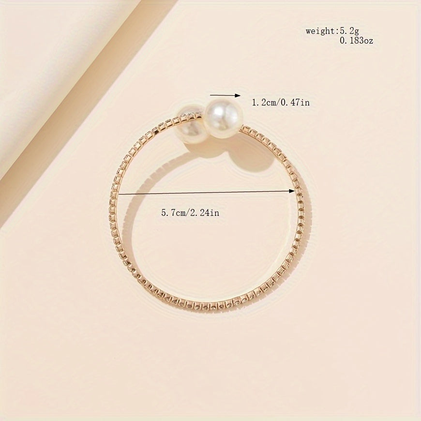 Vintage Bracelet with Pearl-inspired
