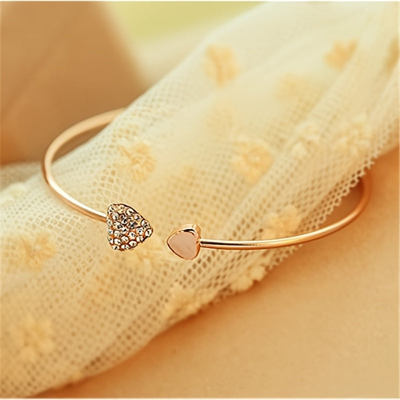 Modern 1-Piece Bracelet Set with Gold-tone