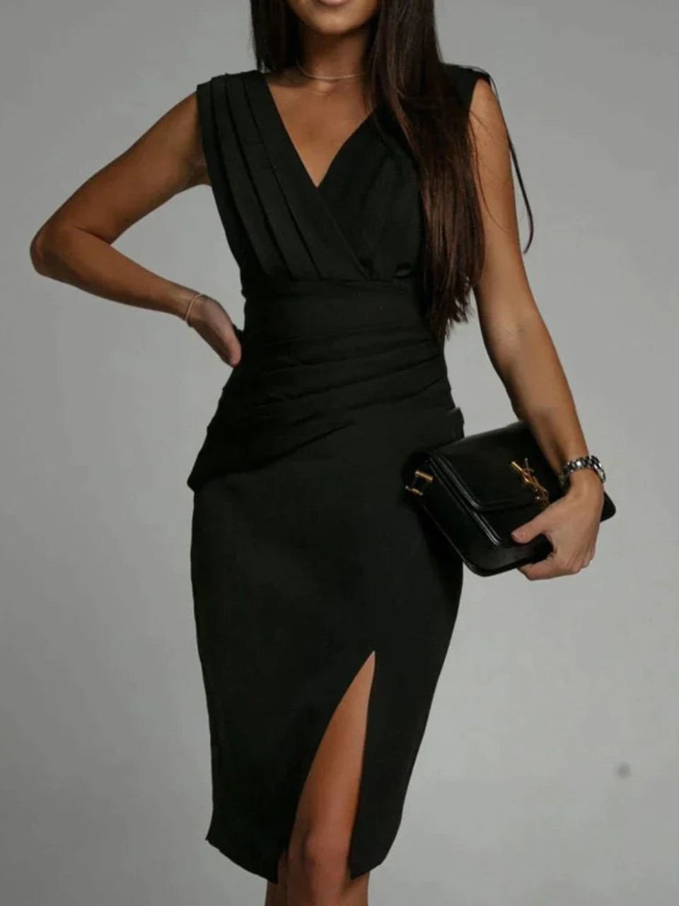 V-NECK DRESS