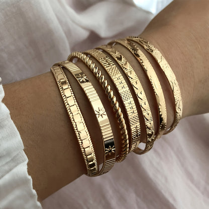 Modern 7-Piece Bracelet Set with Gold-tone