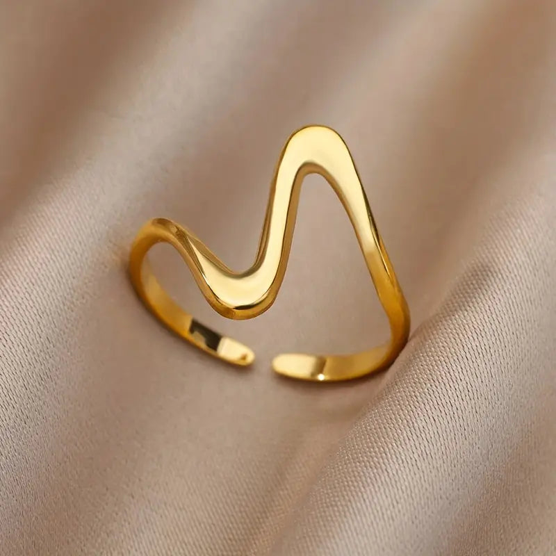 Timeless Bracelet with Gold-tone