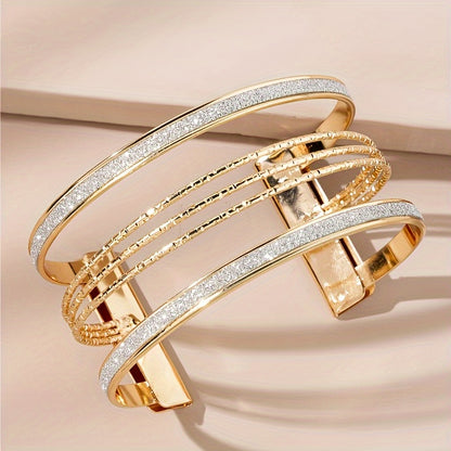 Modern Bracelet with Polished finish