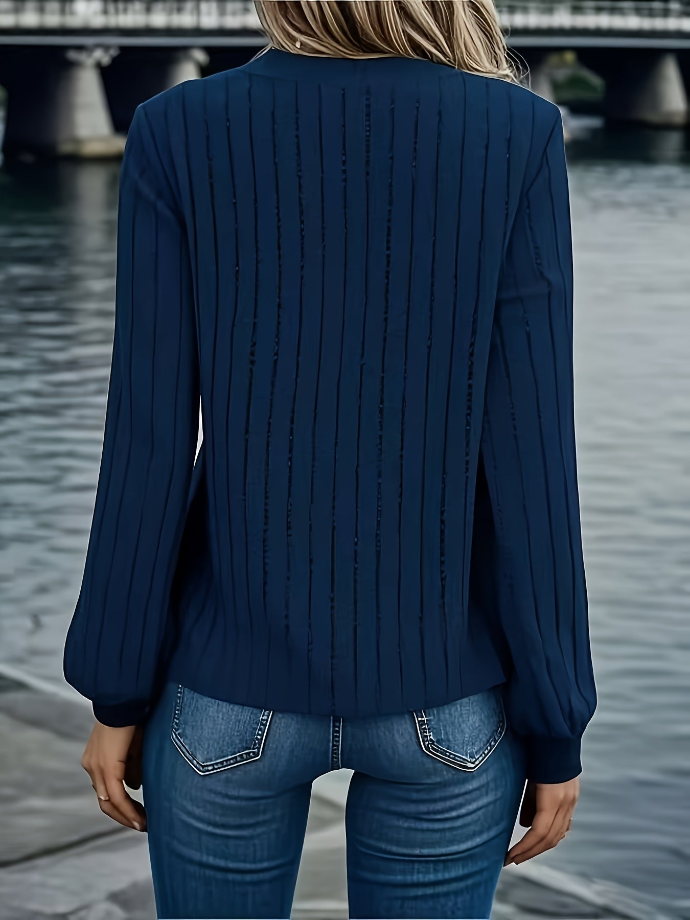 [Cozy Ribbed V-Neck Sweater] Cozy Olive Green Ribbed V-Neck Sweater - Women's Loose Fit, Casual Style, Perfect for Fall/Winter