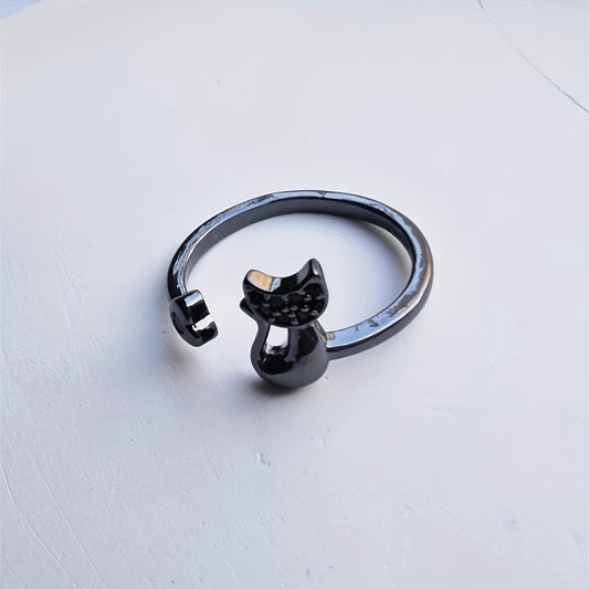 Vintage Ring with Gold-tone