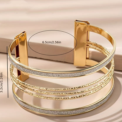 Modern Bracelet with Polished finish