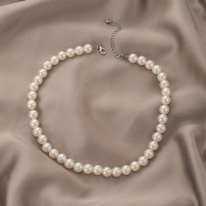Boho Necklace with Pearl-inspired